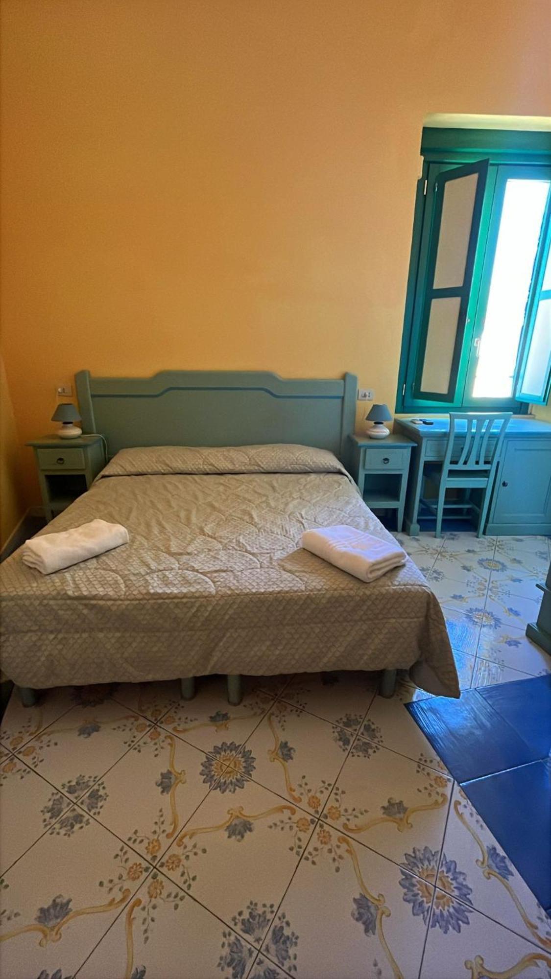 Hotel Savoia Procida Eksteriør billede